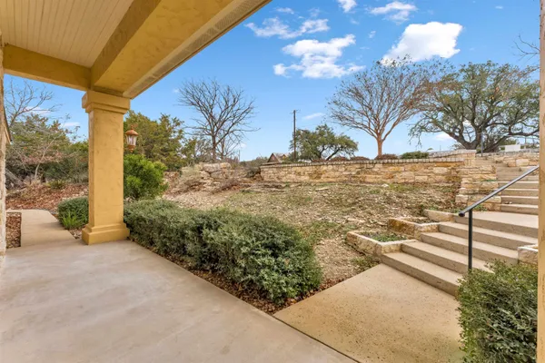 $880,000 | 413 Rock House Drive, Liberty Hill, TX 78642