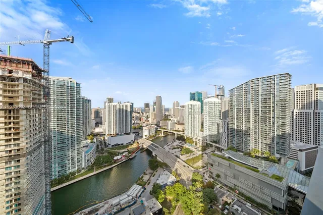 $1,525,000 | 88 Southwest 7th Street, Unit 3212, Miami, FL 33130