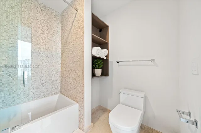 $1,525,000 | 88 Southwest 7th Street, Unit 3212, Miami, FL 33130