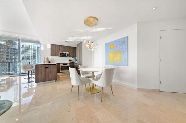 $1,525,000 | 88 Southwest 7th Street, Unit 3212, Miami, FL 33130