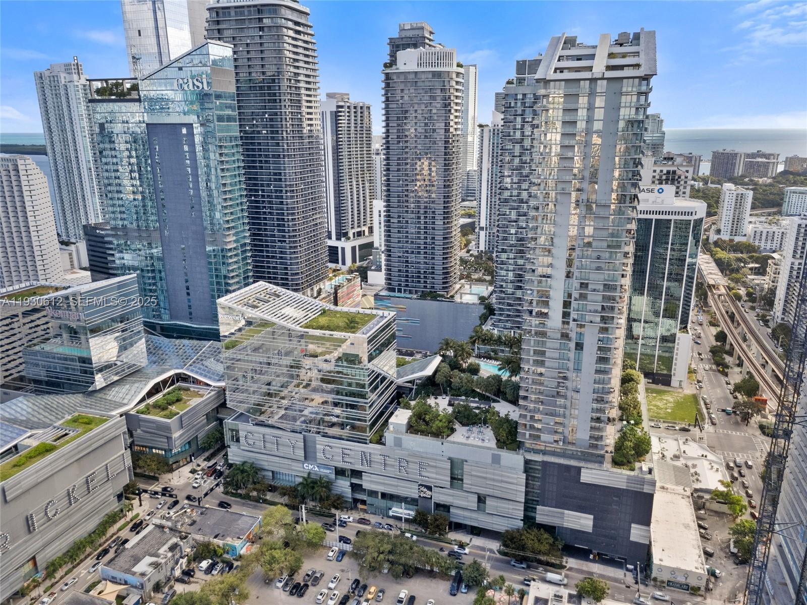 88 Southwest 7th Street, Unit 3212 Miami, FL 33130 - Photo 10 of 40