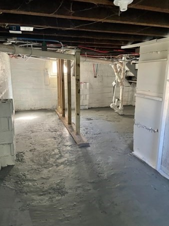 253 Draper Street Springfield, MA 01108 - Photo 29 of 38