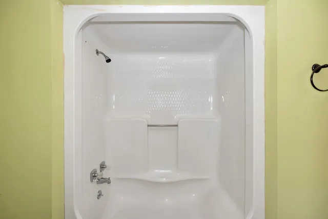 $449,000 | 809 Lofton Hall Road, Ardmore, TN 38449