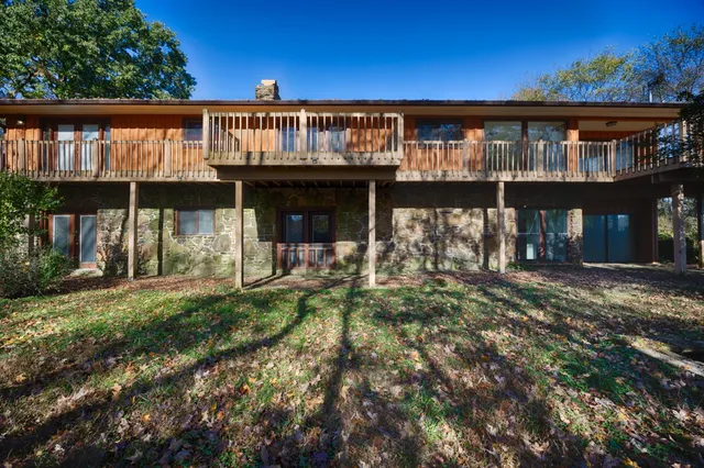 $449,000 | 809 Lofton Hall Road, Ardmore, TN 38449