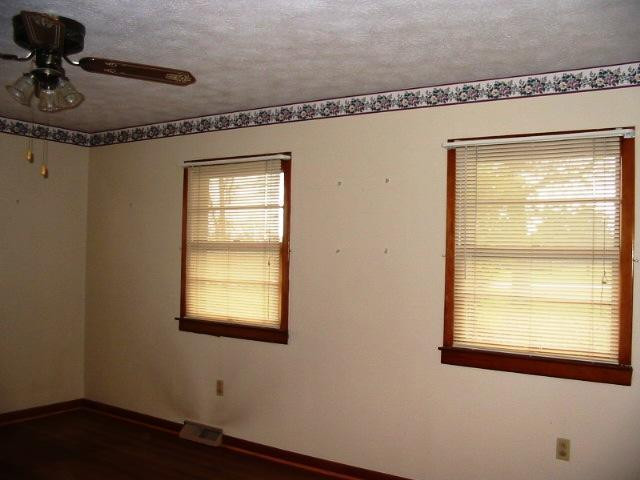 721 Clintonville Road Paris, KY 40361 - Photo 5 of 7 Photo 5