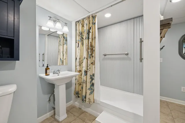 $459,900 | 1048 Highway 100, Centerville, TN 37033