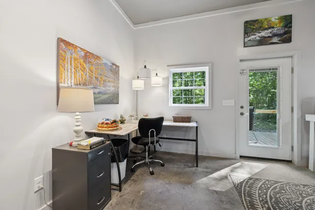 $459,900 | 1048 Highway 100, Centerville, TN 37033