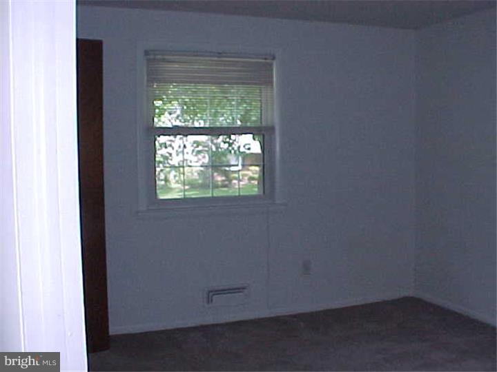 18 Scattergood Road Cherry Hill, NJ 08003 - Photo 8 of 12 Gallery Image 8