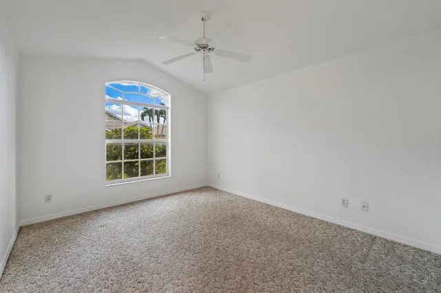 $575,000 | 12456 Southeast Plandome Drive, Hobe Sound, FL 33455