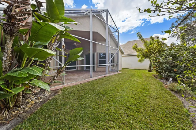 $575,000 | 12456 Southeast Plandome Drive, Hobe Sound, FL 33455