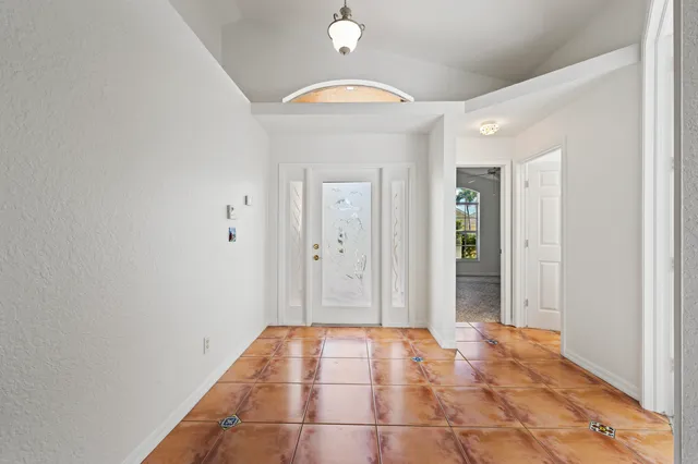 $575,000 | 12456 Southeast Plandome Drive, Hobe Sound, FL 33455