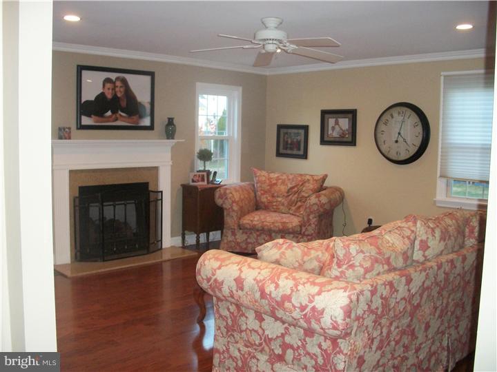 1505 Allen Road Oreland, PA 19075 - Photo 13 of 20 Family Room