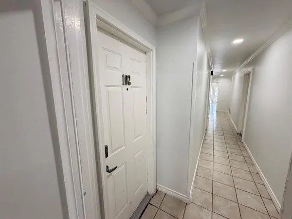 $1,100 | 4115 Douglas Avenue, Unit 102, Dallas, TX 75219