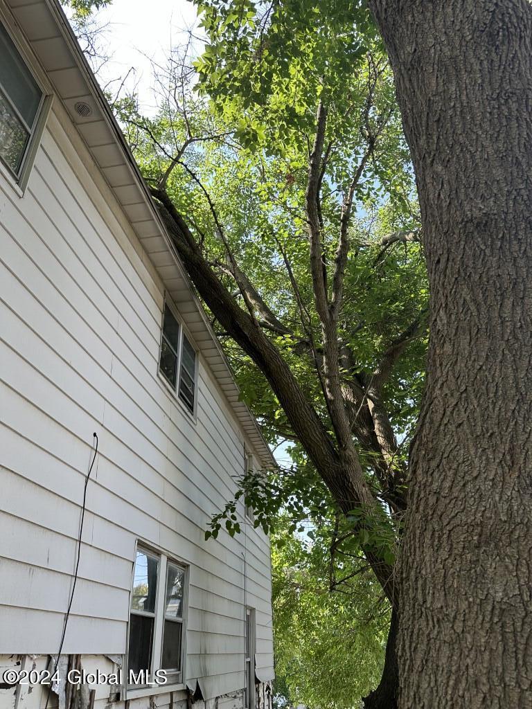 935 Davis Terrace Schenectady, NY 12303 - Photo 10 of 12 IMG_1311 (Medium) - Copy