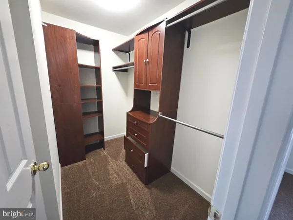 a view of walk in closet