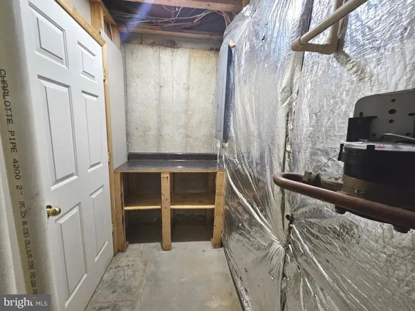 a view of walk in closet