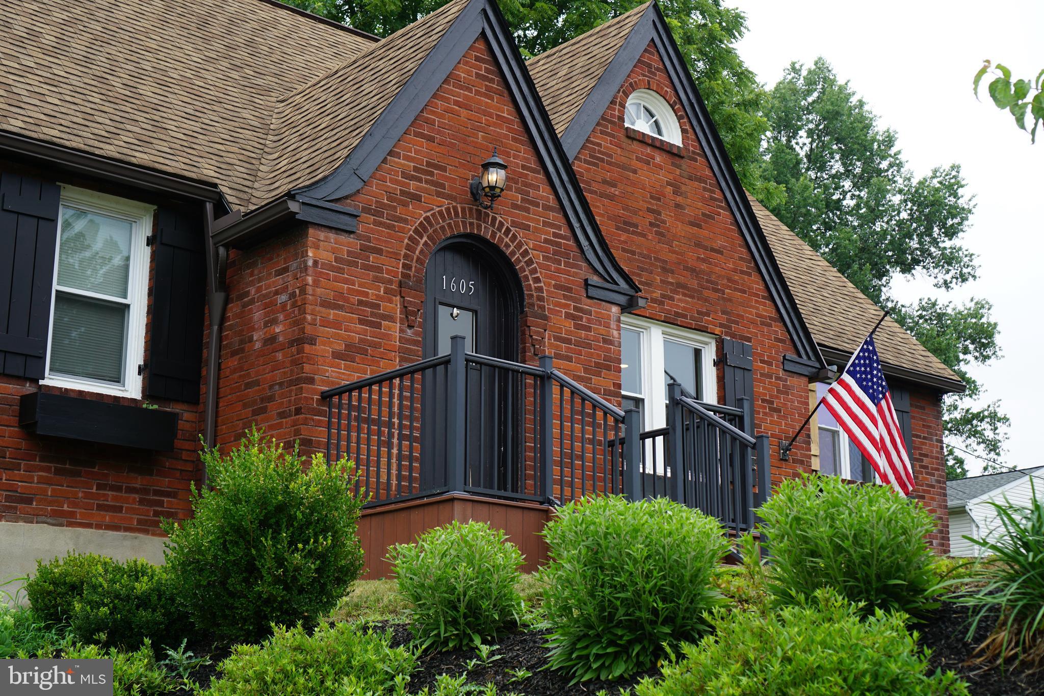 1605 Wilson Avenue Lancaster, PA 17603 - Photo 2 of 3 Charming brick cape cod