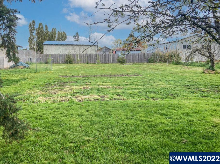 33501 Millview Way Lebanon, OR 97355 - Photo 10 of 40 Gallery Image 10