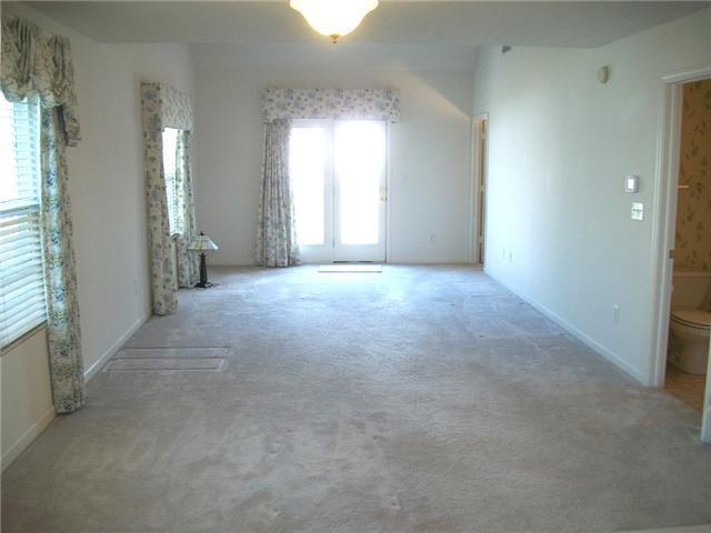 17011 Mapleton Place Westfield, IN 46074 - Photo 5 of 16