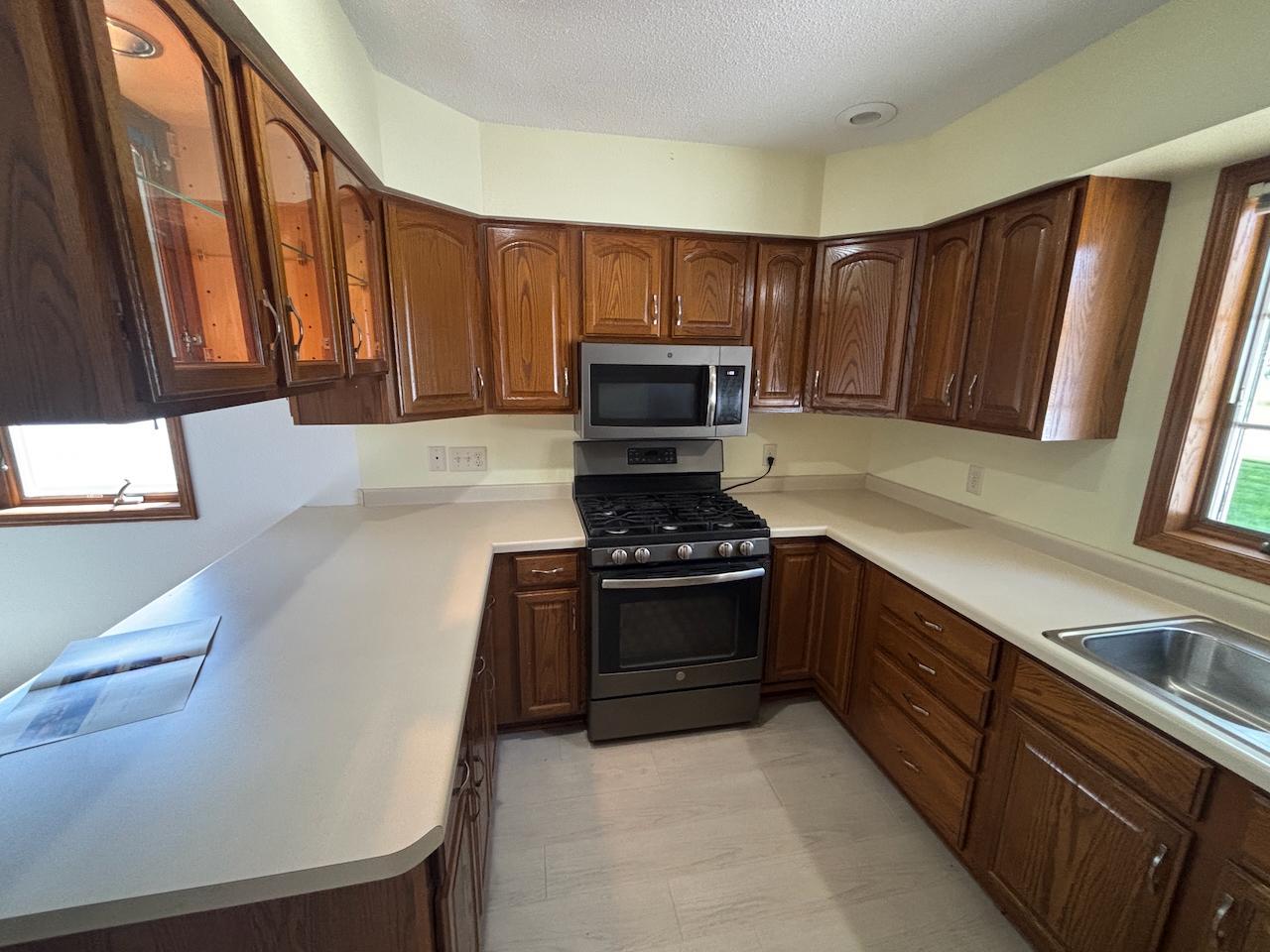 806 28th Avenue Southwest Willmar, MN 56201 - Photo 5 of 22