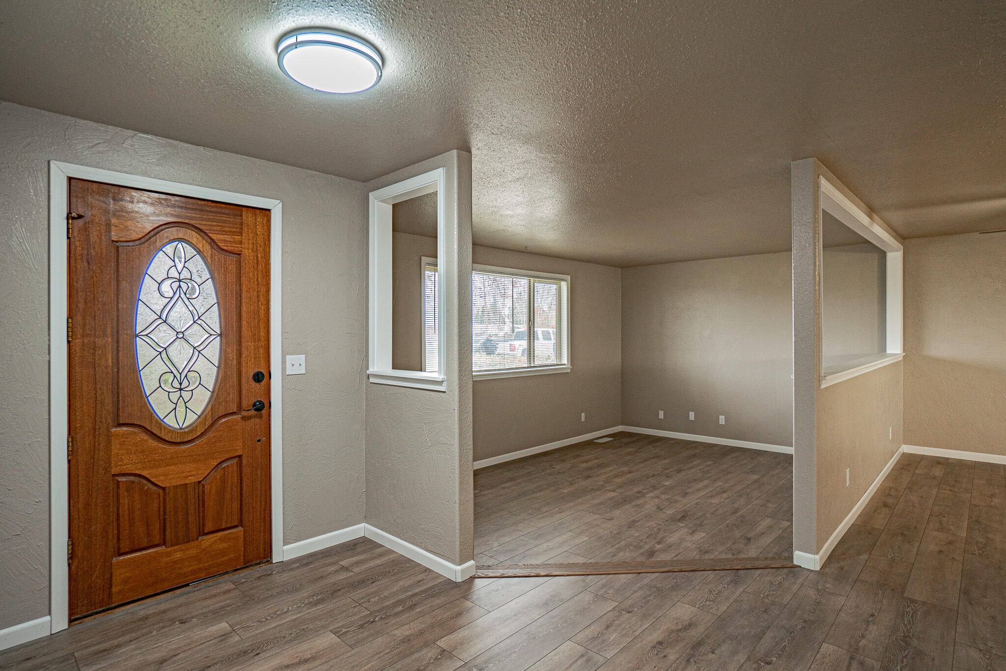 4666 Antelope Road White City, OR 97503 - Photo 9 of 31 DSC05433-HDR
