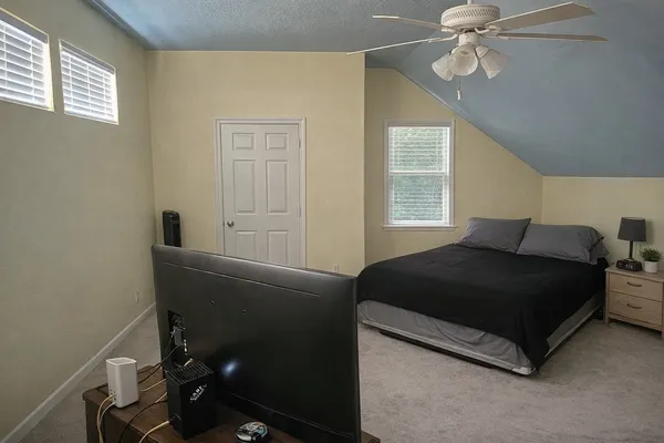 $320,000 | 51 North Country Gate Circle, Conroe, TX 77384