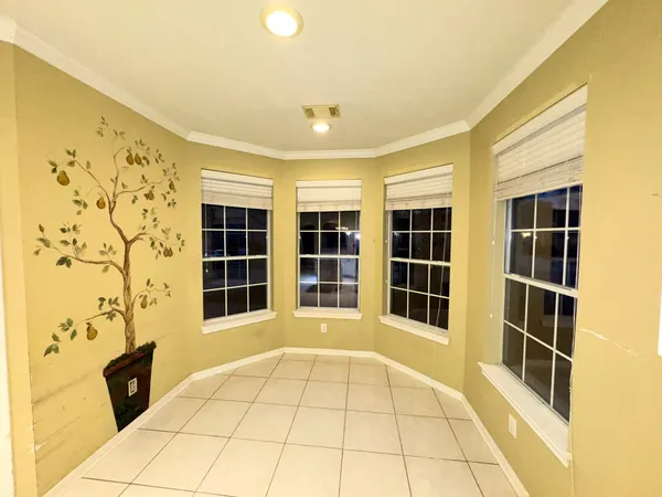 $320,000 | 51 North Country Gate Circle, Conroe, TX 77384