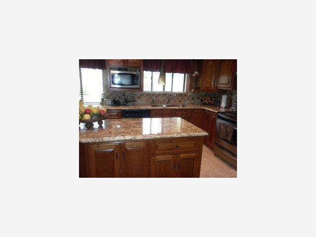 18780 Ranchito Del Rio Drive Salinas, CA 93908 - Photo 3 of 9 Gallery Image 3