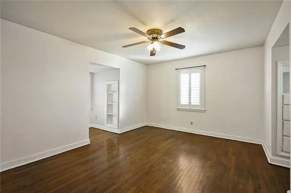 $1,250,000 | 203 Southwest Jefferson Street, Lee's Summit, MO 64063