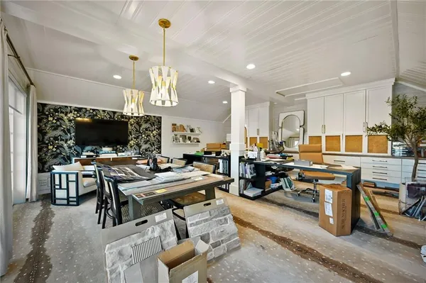 $1,250,000 | 203 Southwest Jefferson Street, Lee's Summit, MO 64063