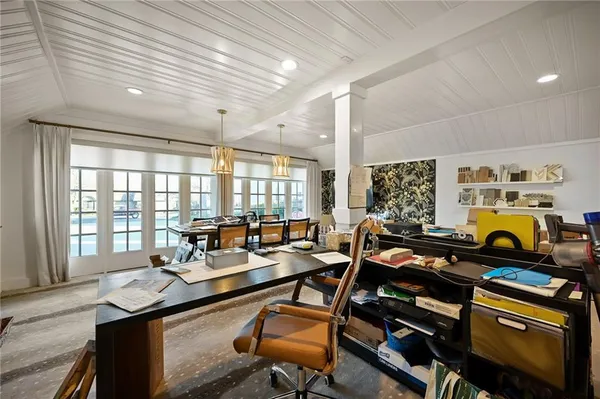 $1,250,000 | 203 Southwest Jefferson Street, Lee's Summit, MO 64063