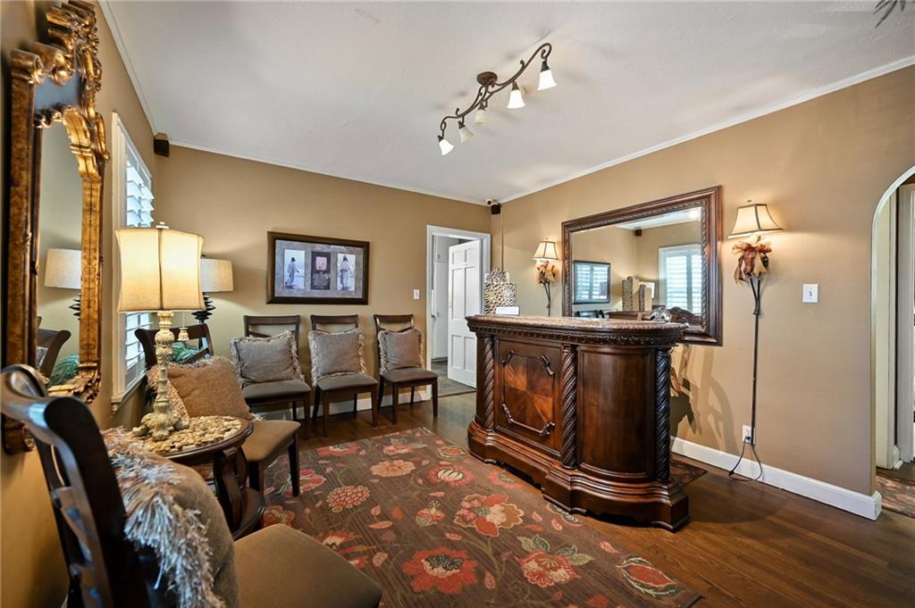 203 Southwest Jefferson Street Lee's Summit, MO 64063 - Photo 4 of 24