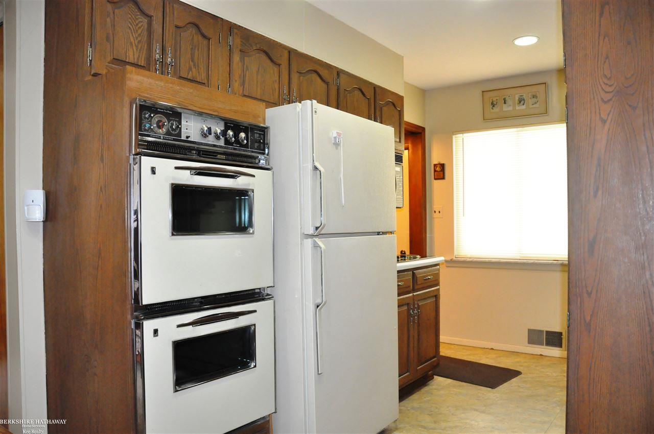 523 Miller Avenue Rochester, MI 48307 - Photo 17 of 28