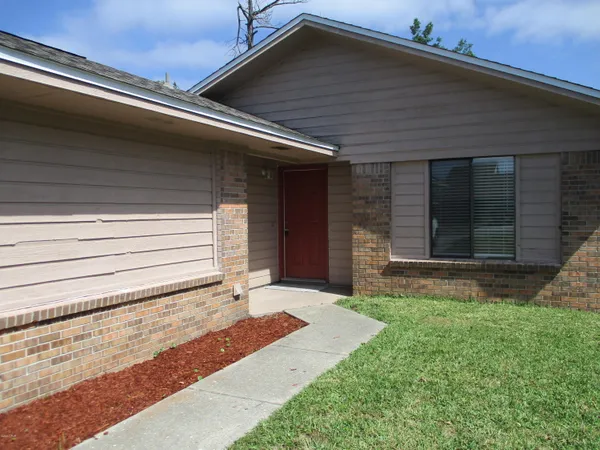 $1,695 | 1346 Stephen Drive, Panama City, FL 32405