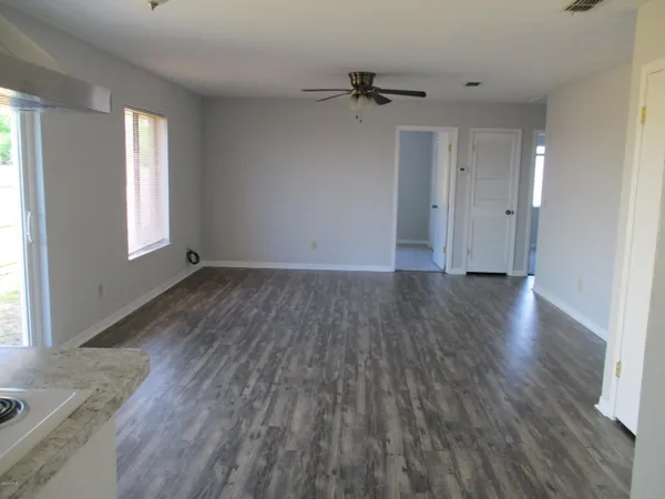 $1,695 | 1346 Stephen Drive, Panama City, FL 32405