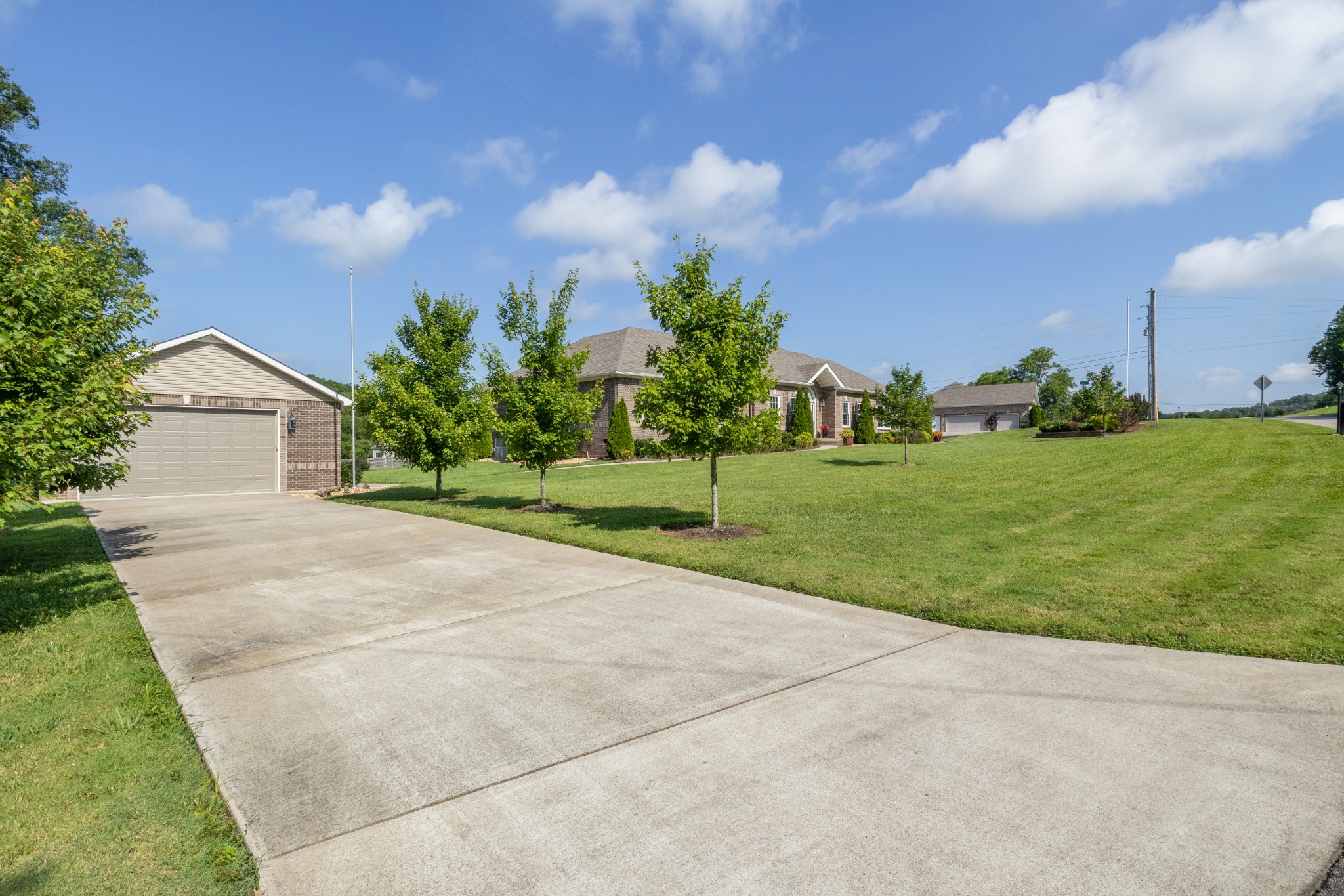 1439 Cliff Amos Road Spring Hill, TN 37174 - Photo 34 of 44 Gallery Image 34