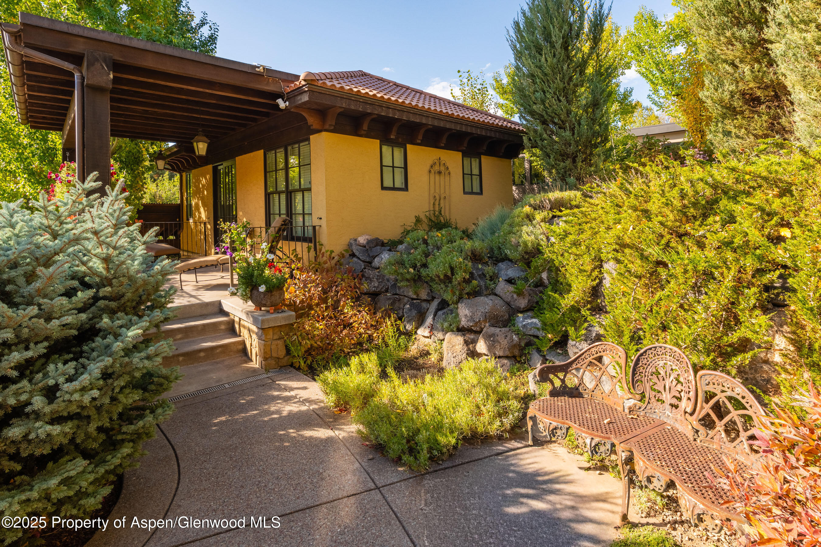 128 Hillside Drive Basalt, CO 81621 - Photo 6 of 39 128Hillside_DASH43