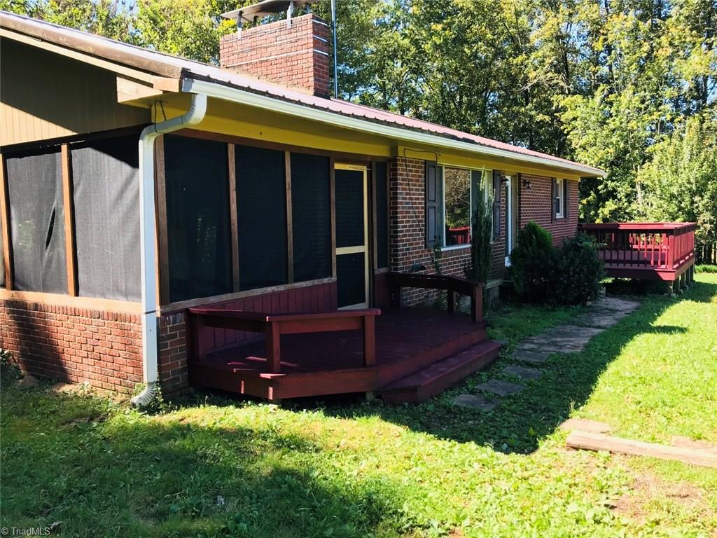 359 Holcomb Road Traphill, NC 28685 - Photo 1 of 16 Gallery Image 1