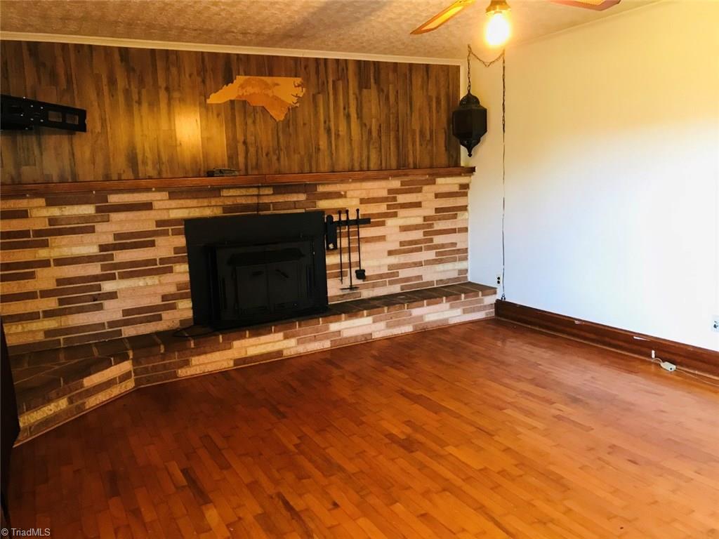 359 Holcomb Road Traphill, NC 28685 - Photo 7 of 16 Gallery Image 7