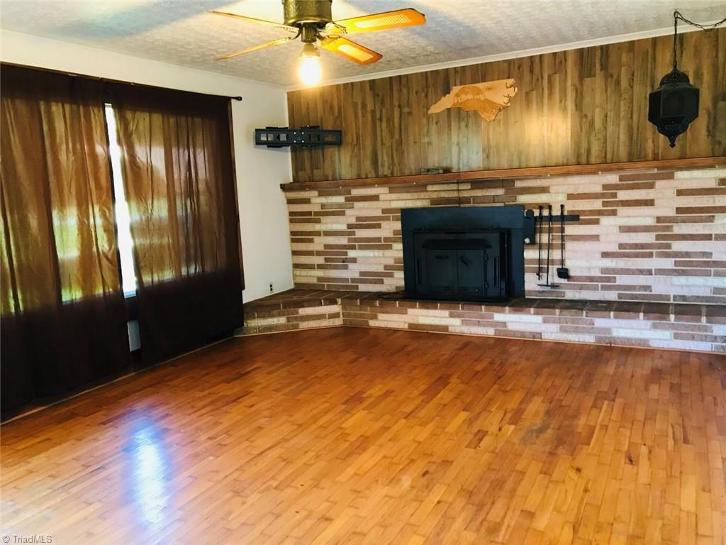 359 Holcomb Road Traphill, NC 28685 - Photo 8 of 16 Gallery Image 8