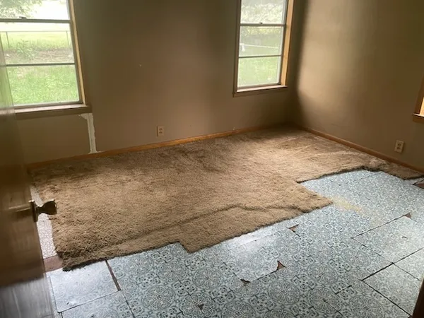 $94,900 | 410 Hazel Avenue, Rockdale, TX 76567