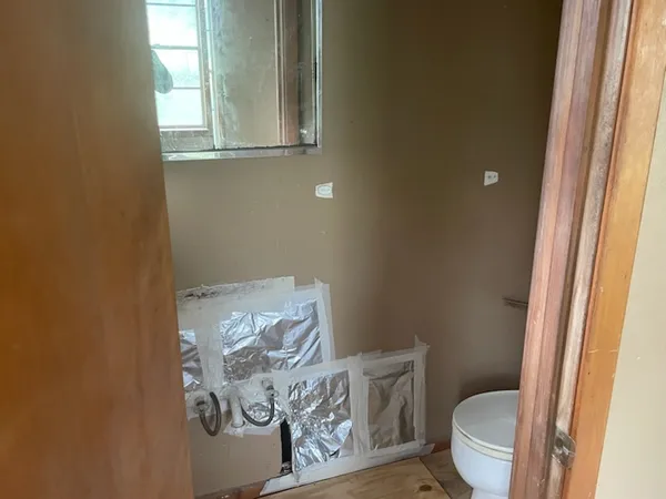 $94,900 | 410 Hazel Avenue, Rockdale, TX 76567