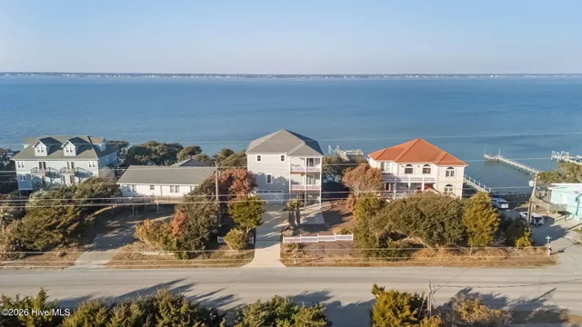 $3,125,000 | 1704 Emerald Drive, Emerald Isle, NC 28594