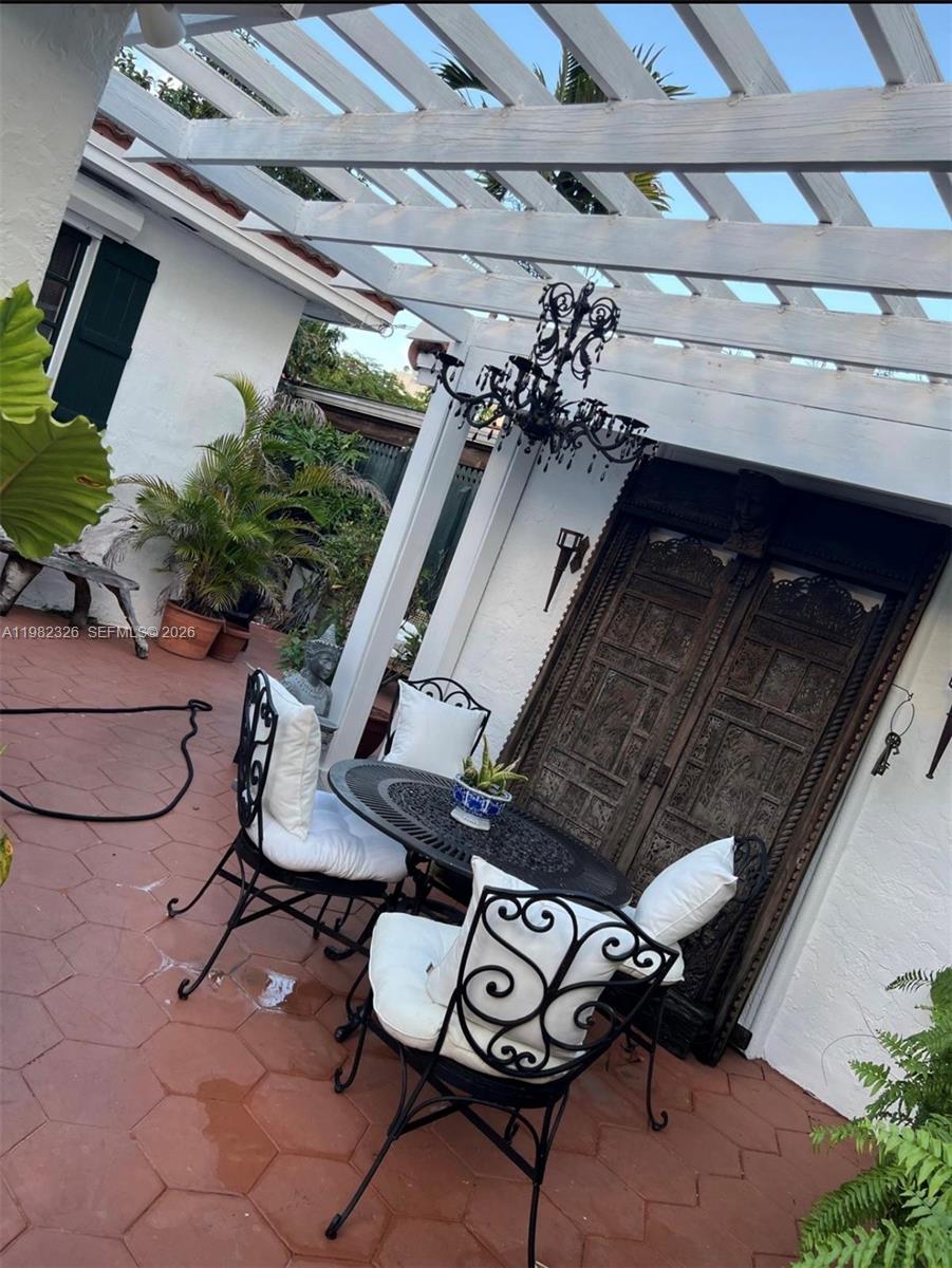 2190 Southwest 22nd Terrace Miami, FL 33145 - Photo 28 of 37