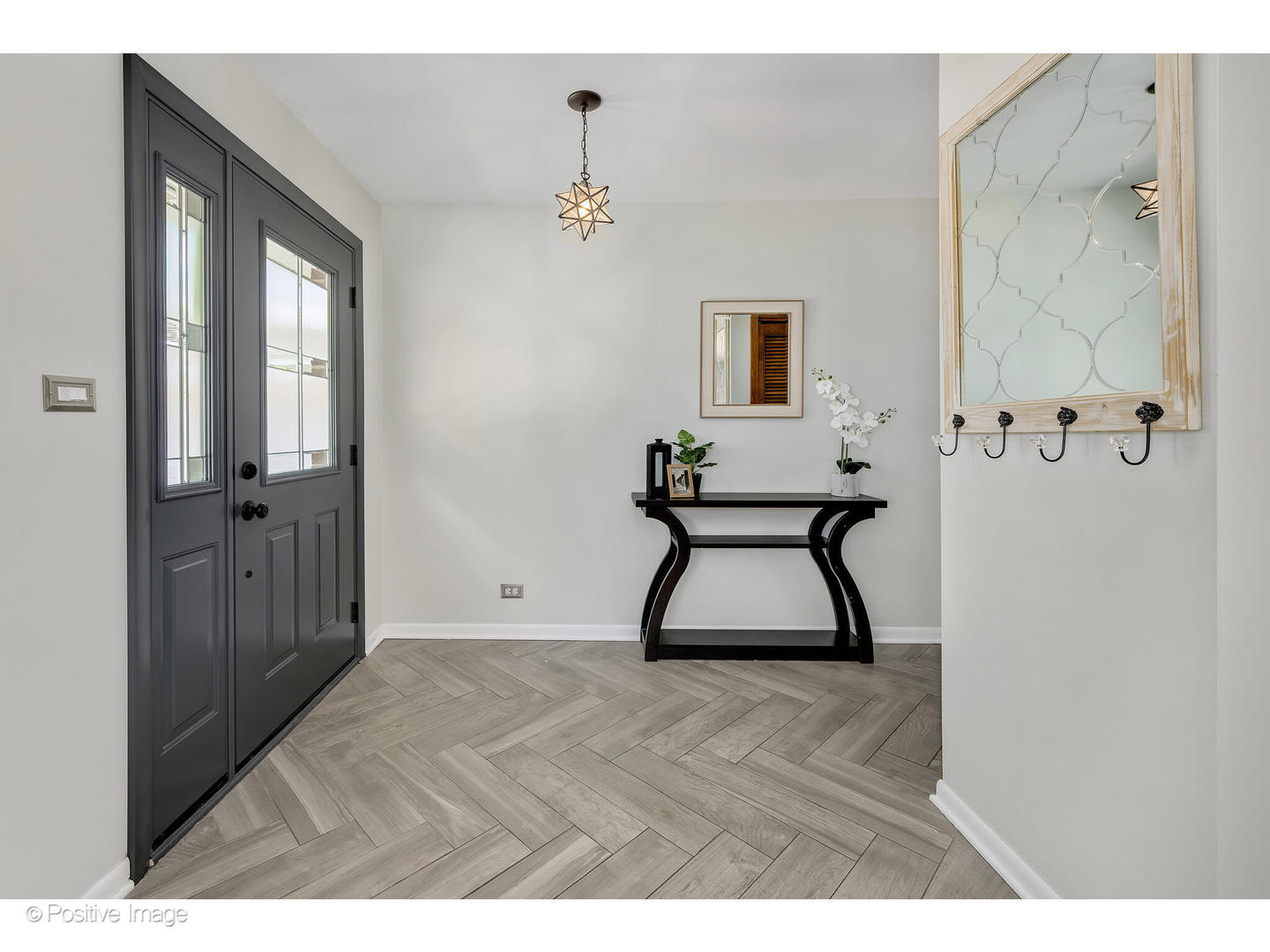 7108 Dexter Road Downers Grove, IL 60516 - Photo 2 of 21 Gallery Image 2
