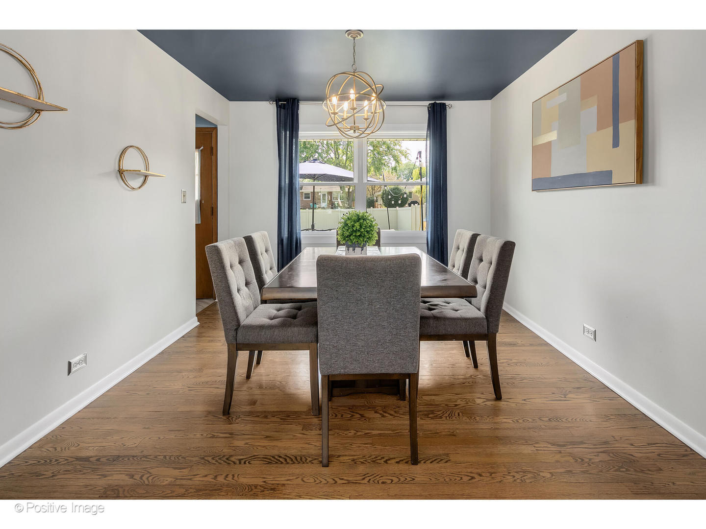 7108 Dexter Road Downers Grove, IL 60516 - Photo 5 of 21 Gallery Image 5