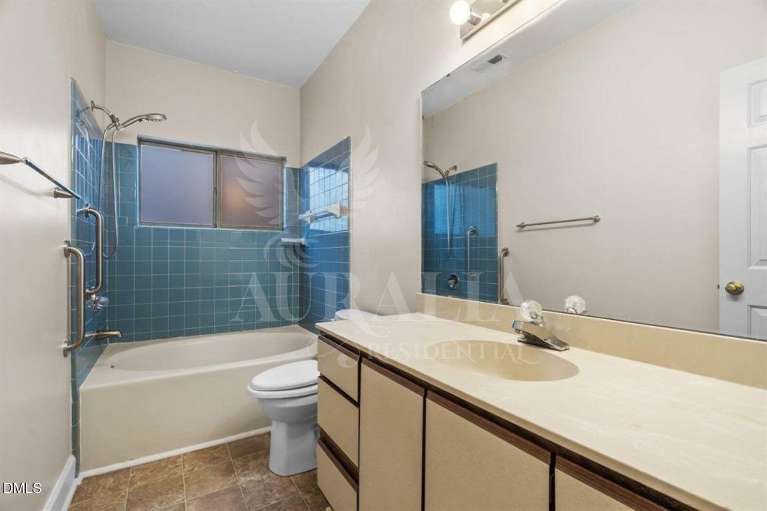 6121 Sunpointe Drive, Unit 103 Raleigh, NC 27606 - Photo 13 of 16 13
