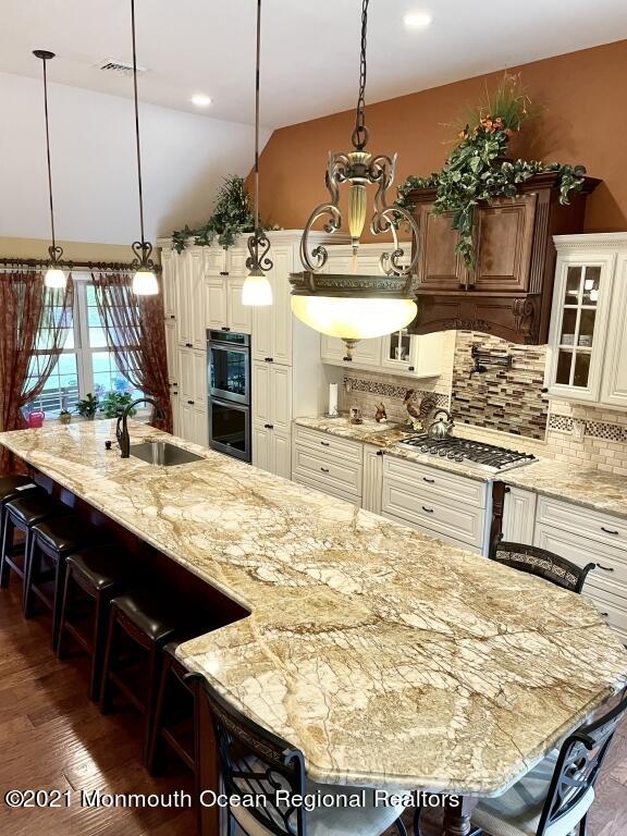 200 Jackson Mills Road Freehold, NJ 07728 - Photo 5 of 43 05-Kitchen 15ft Quarzite center island