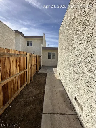 $1,500 | 760 Anne Lane, Henderson, NV 89015