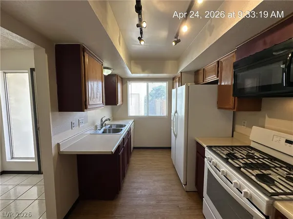 $1,500 | 760 Anne Lane, Henderson, NV 89015